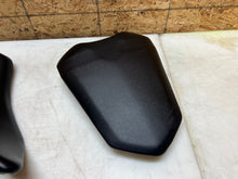 Load image into Gallery viewer, 2007 2008 07 08 YAMAHA YZFR1 YZF R1 FRONT &amp; REAR SEATS SEAT RIDERS SEAT PAD OEM
