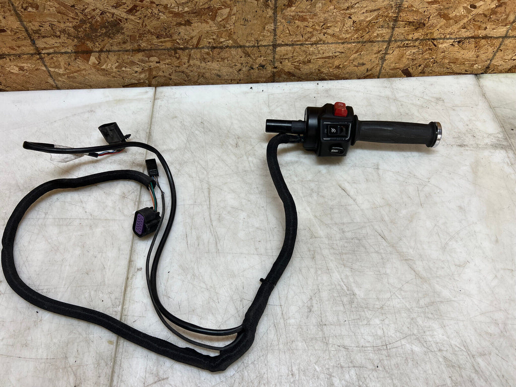 2021 BRP CAN AM CAN-AM SPYDER ROADSTER RT F3 1330 RIGHT HANDLE BAR SWITCH CUBE