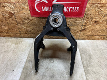 Load image into Gallery viewer, 46403906
