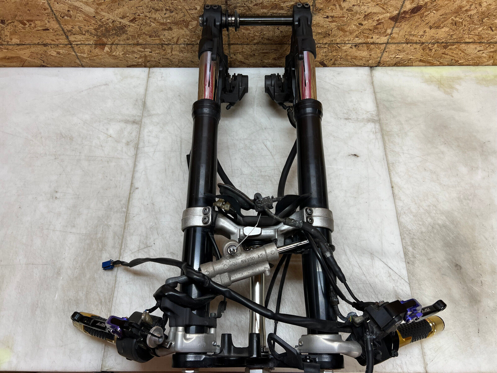 04 05 06 2004 2005 2006 YAMAHA YZFR1 YZF R1 FRONT END FRONT FORKS FORK TUBES OEM
