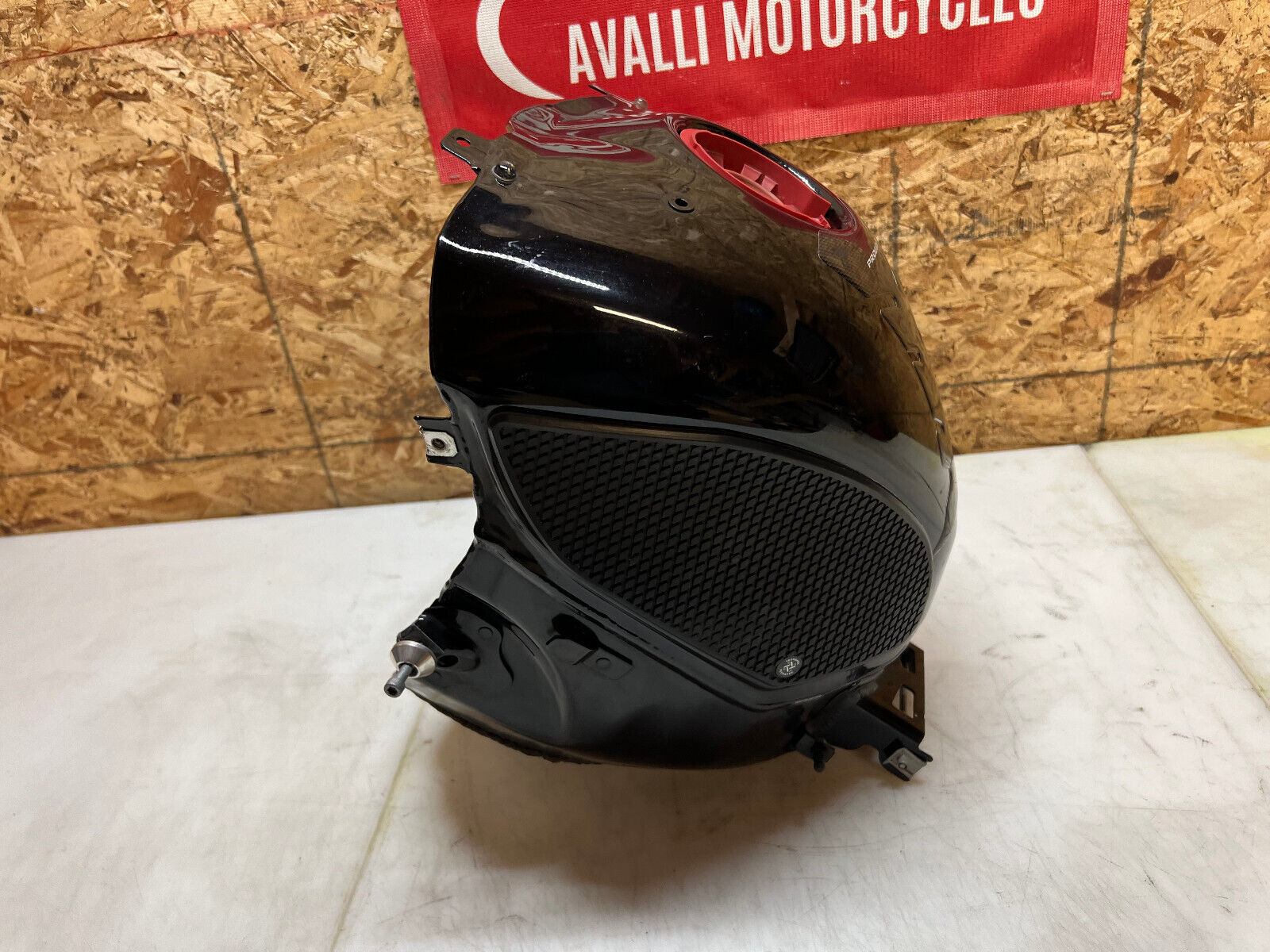 15 16 17 18 2015-2018 BMW S1000RR S1000 RR 1000RR GAS TANK FUEL TANK RESERVOIR