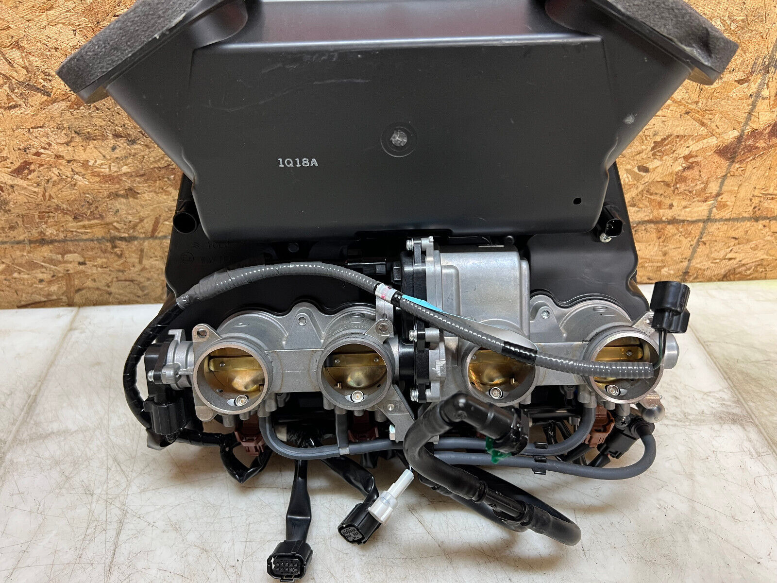 2024 21 22 23 24 SUZUKI HAYABUSA GSX1300R GSX 1300 THROTTLE BODIES BODY INTAKE