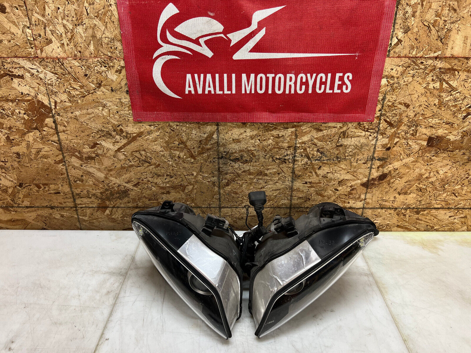 2007 2008 07 08 YAMAHA YZFR1 YZF R1 HEADLIGHTS HEAD LIGHTS LIGHT HEADLAMP LAMP