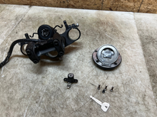 Load image into Gallery viewer, 46949963
