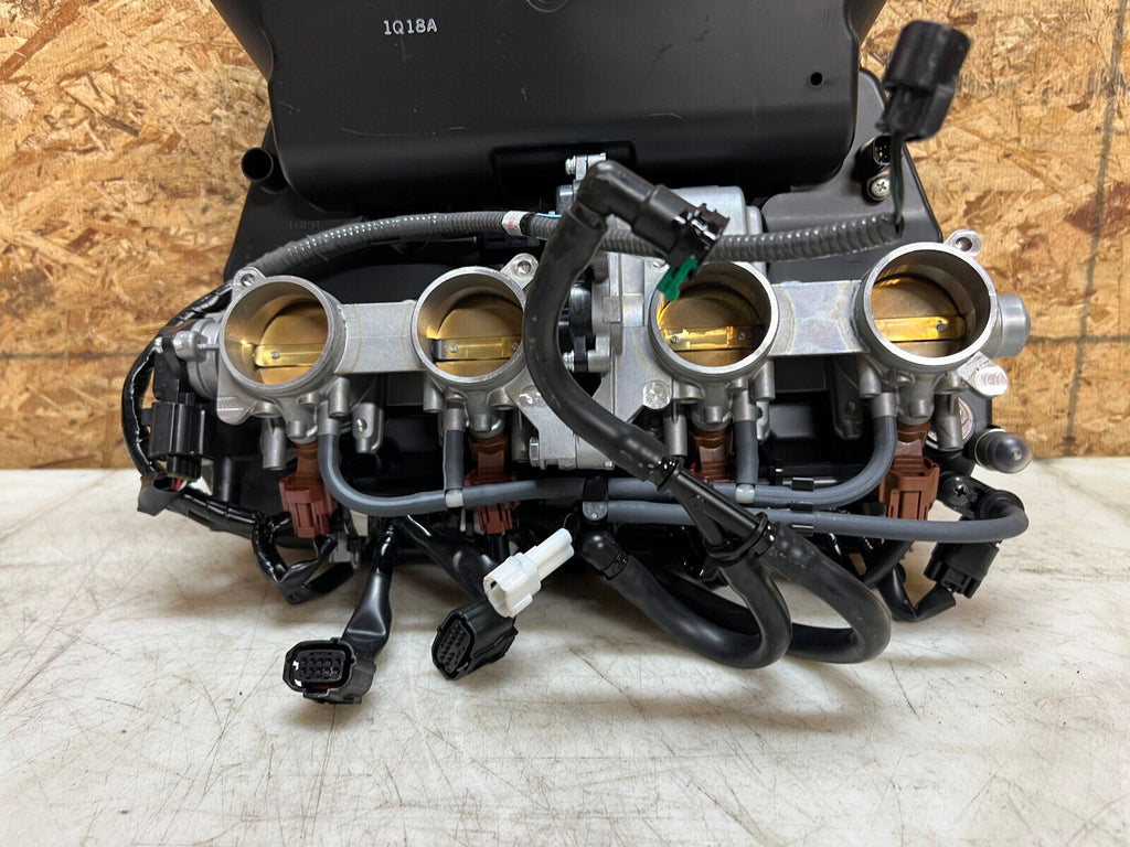 2024 21 22 23 24 SUZUKI HAYABUSA GSX1300R GSX 1300 THROTTLE BODIES BODY INTAKE
