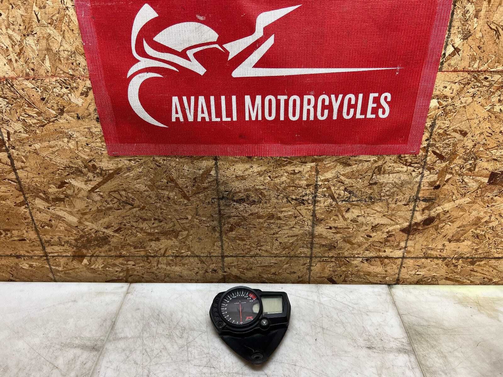 05 06 2005 2006 SUZUKI GSX-R1000 GSX-R GSXR 1000 INSTRUMENT GAUGE CLUSTER SPEEDO