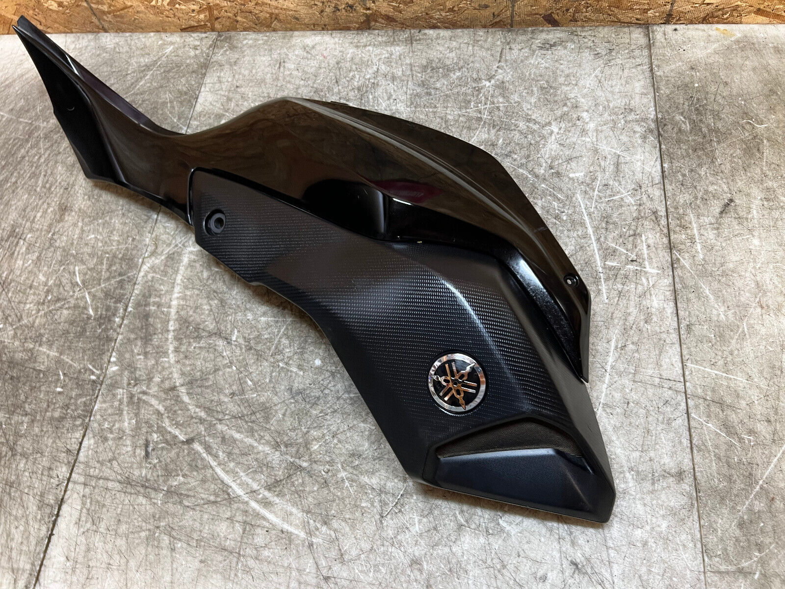 15 16 17 18 19 20 21 YAMAHA FZ-07 FZ07 MT-07 MT07 RIGHT FAIRING SIDE TANK COWL
