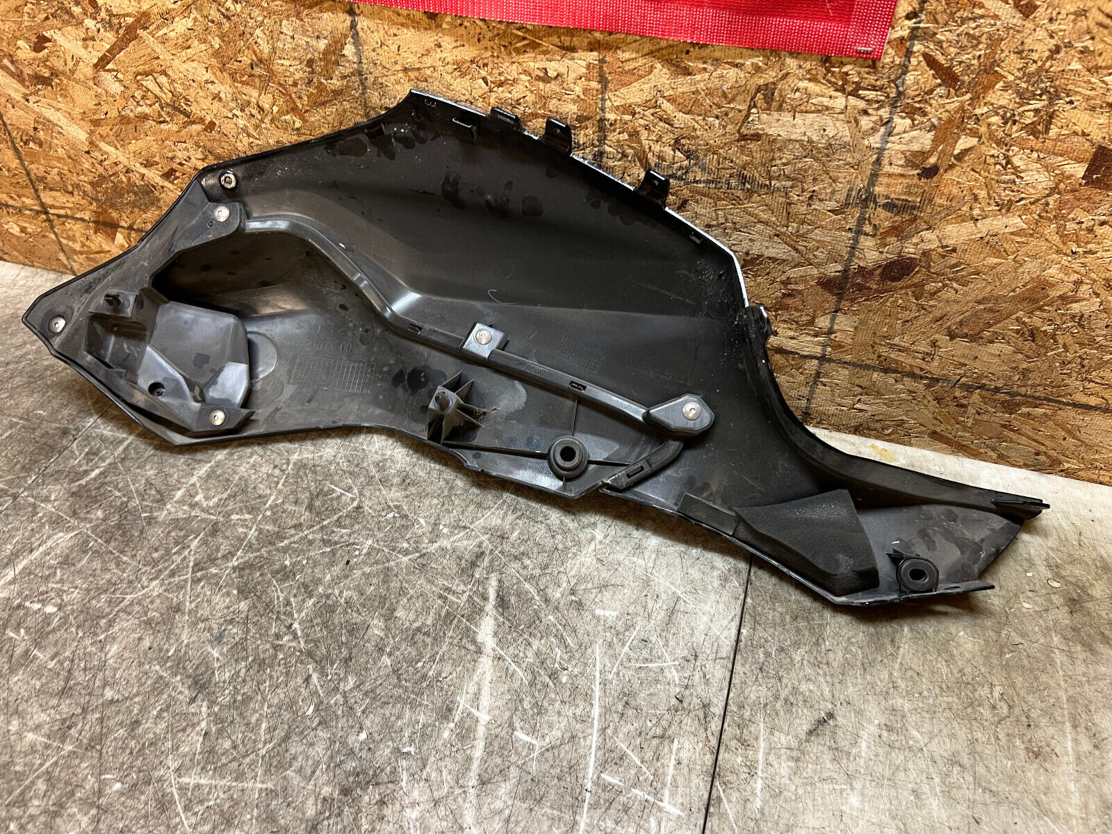 15 16 17 18 19 20 21 YAMAHA FZ-07 FZ07 MT-07 MT07 RIGHT FAIRING SIDE TANK COWL
