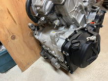 Load image into Gallery viewer, 46117820
