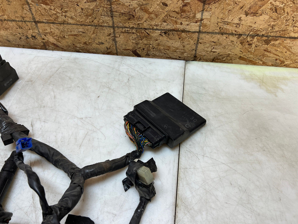 04 05 06 2004 2005 2006 YAMAHA YZFR1 YZF R1 WIRING HARNESS LOOM ECU CDI ECM BOX