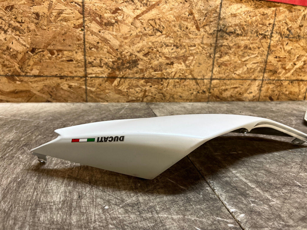 16 17 18 19 DUCATI PANIGALE 899 959 1199 1299 LEFT RIGHT TAIL FAIRING REAR COWL