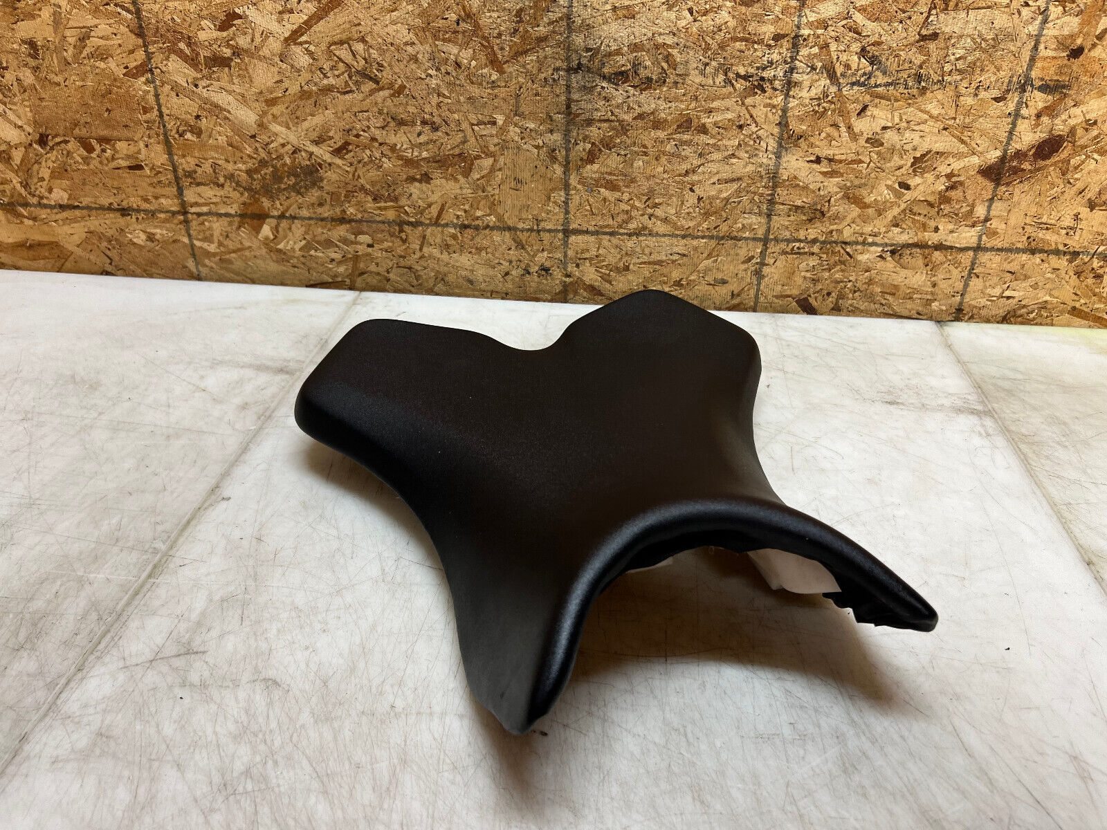 04 05 06 2004 2005 2006 YAMAHA YZFR1 YZF R1 RIDERS FRONT SEAT RIDER SEAT PAD OEM