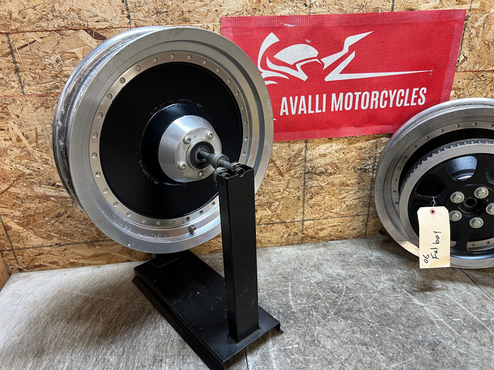 HARLEY DAVIDSON FAT BOY FLSTFI FATBOY SOFTAIL SOFT TAIL FRONT REAR WHEELS WHEEL