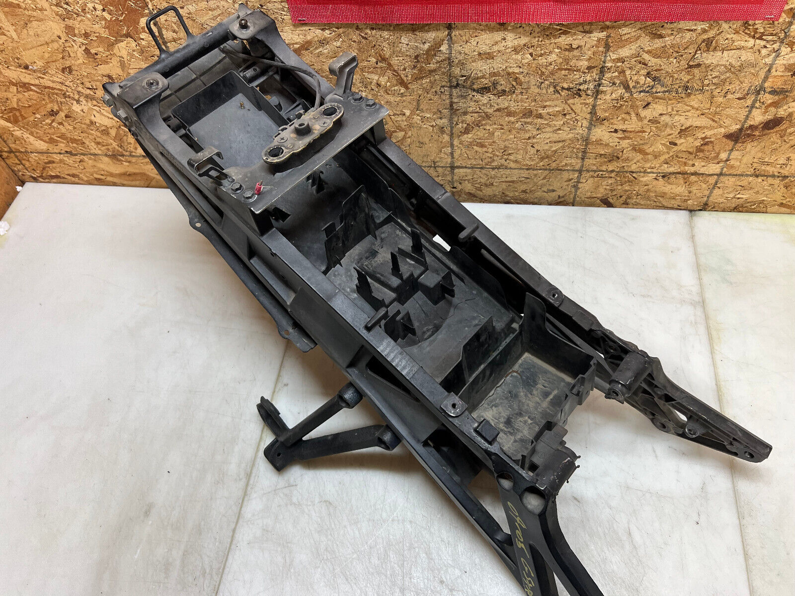 04 05 SUZUKI GSXR GSX-R 600 750 GSXR750 GSXR600 SUBFRAME SUB FRAME BACK TAIL