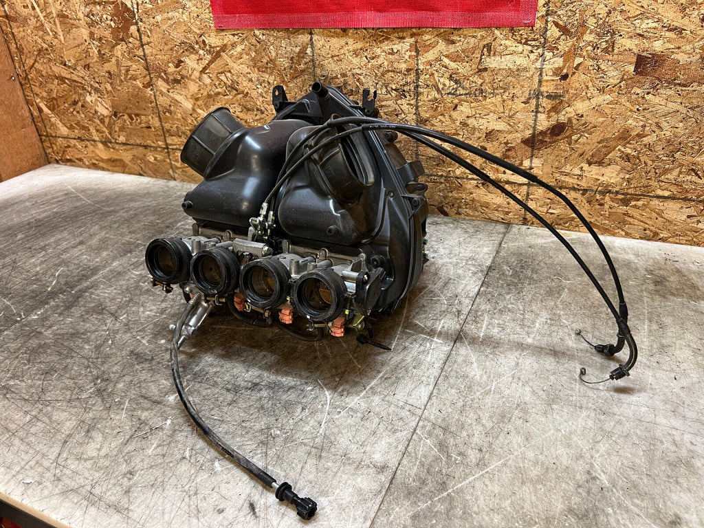 03 04 2003 2004 HONDA CBR600RR CBR 600RR THROTTLE BODIES BODY AIR BOX INJECTORS