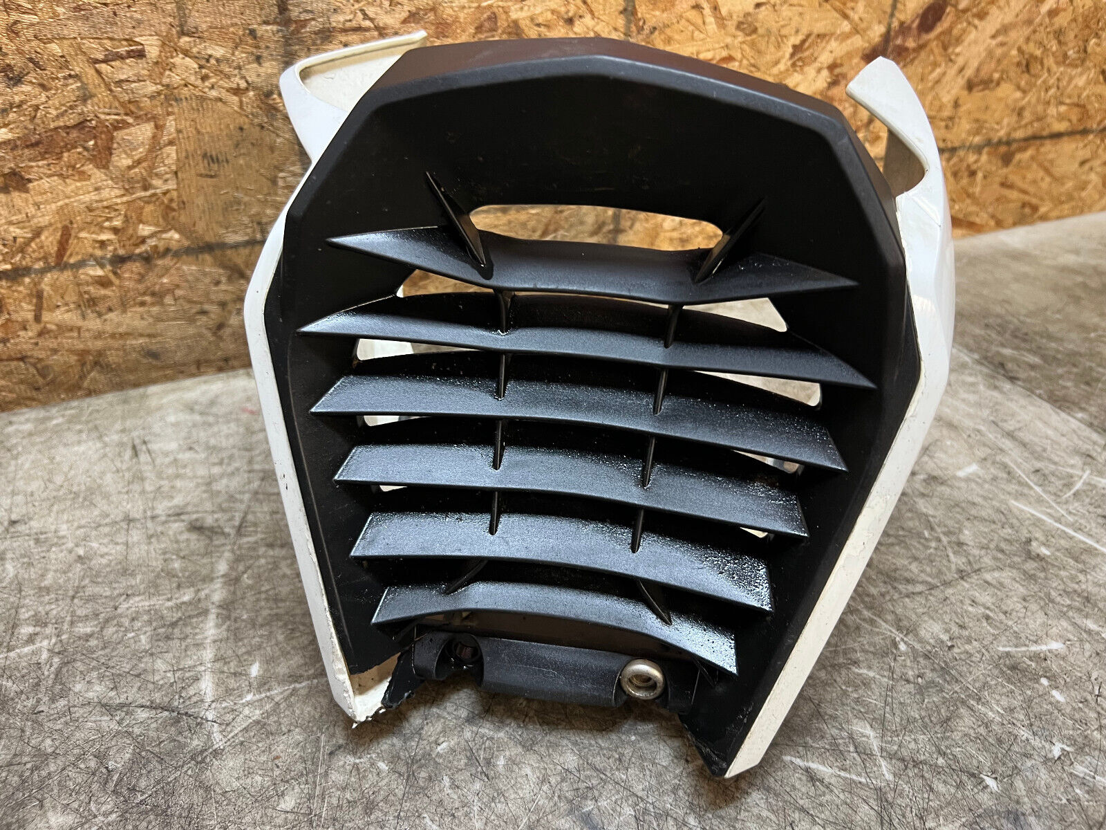 08 09 10 11 KTM 690 SUPERMOTO SMC SM DUKE LOWER BELLY FAIRING COWL PANEL