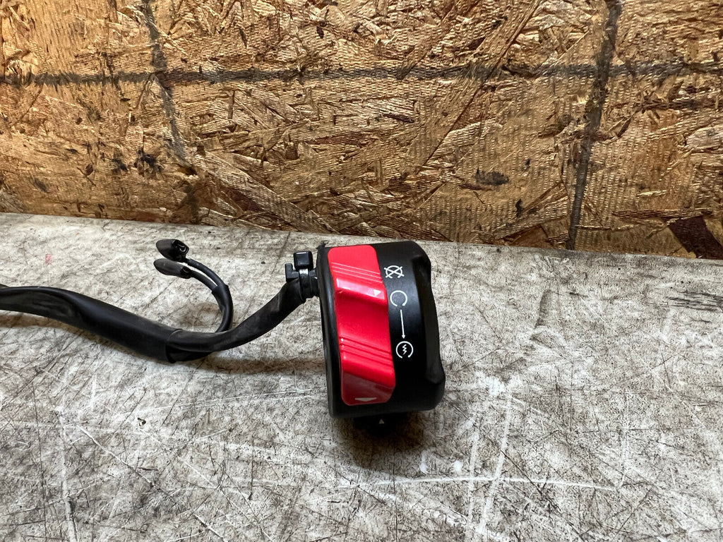 15 16 17 18 19 20 21 YAMAHA FZ-07 FZ07 MT-07 MT07 RIGHT BAR SWITCH CUBE ON OFF