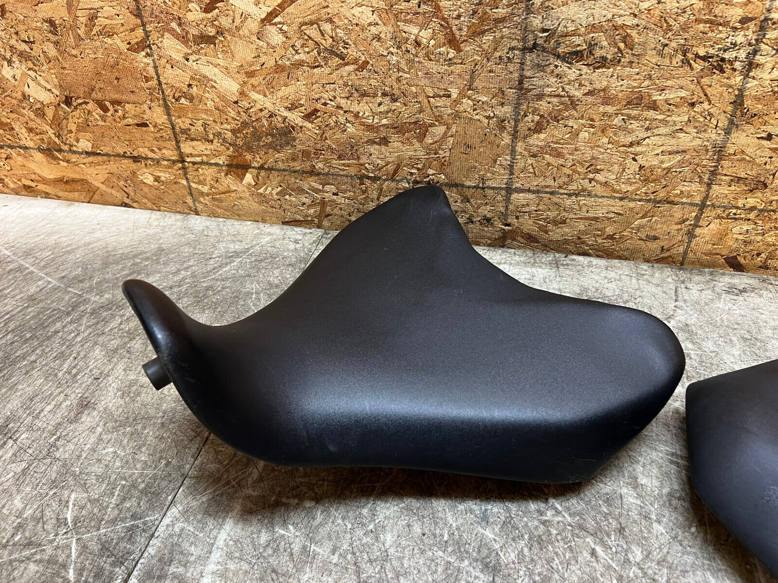 15 16 17 18 19 20 21 YAMAHA FZ-07 FZ07 MT-07 MT07 FRONT REAR RIDER SEAT SEATS