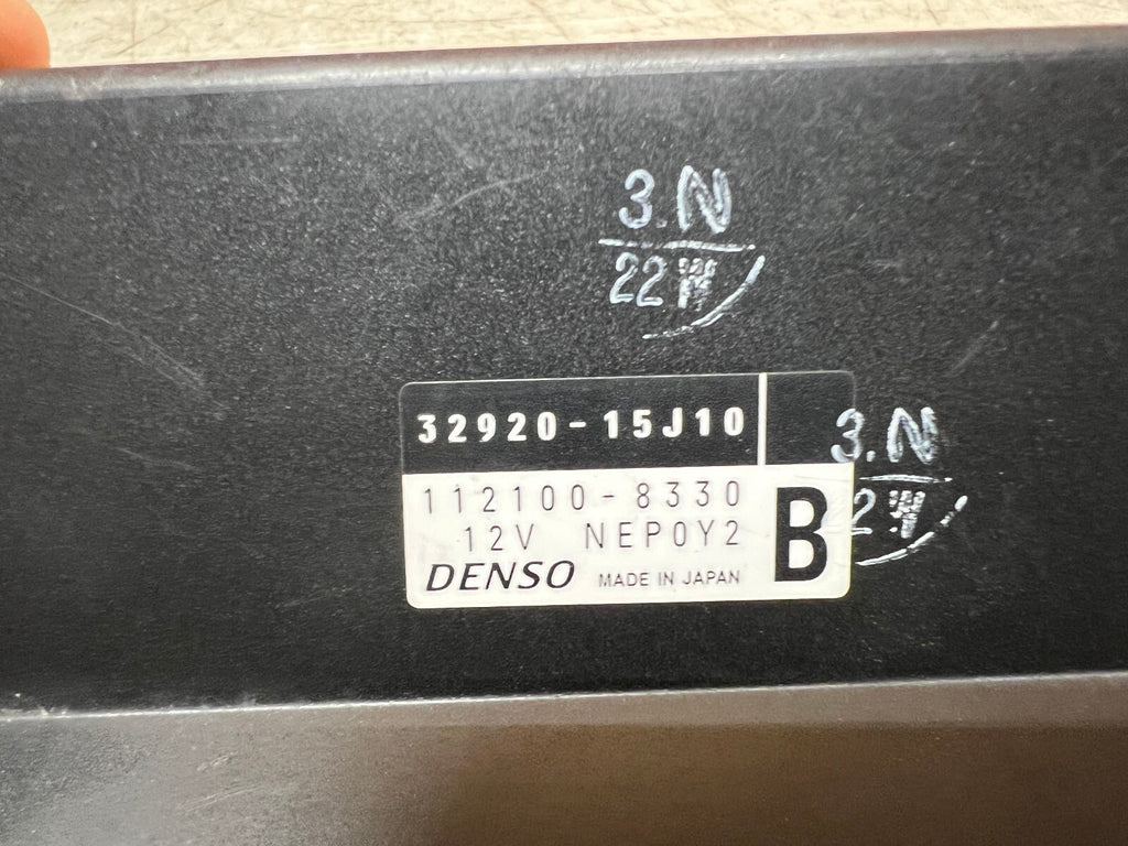 47064122