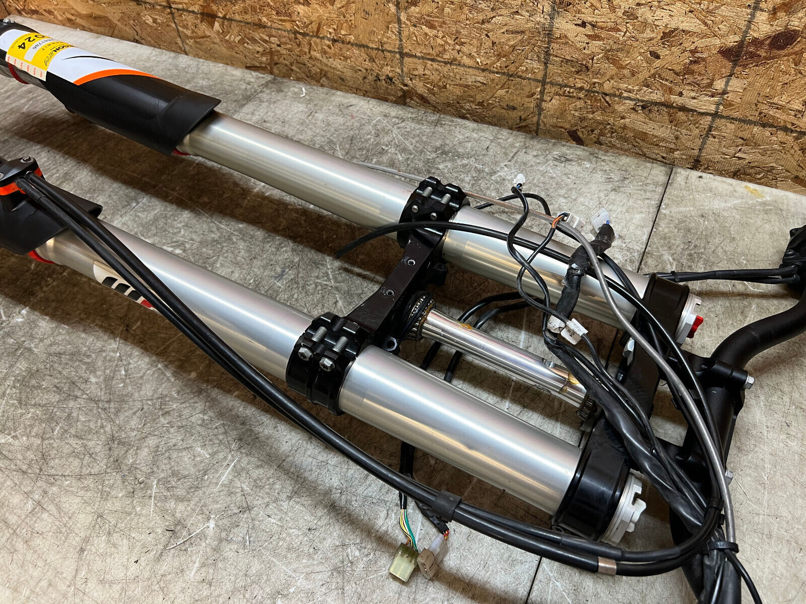 19 20 21 22 23 24 KTM ENDURO R SM SMC LC4 FRONT END FRONT FORKS FORK TUBES NICE