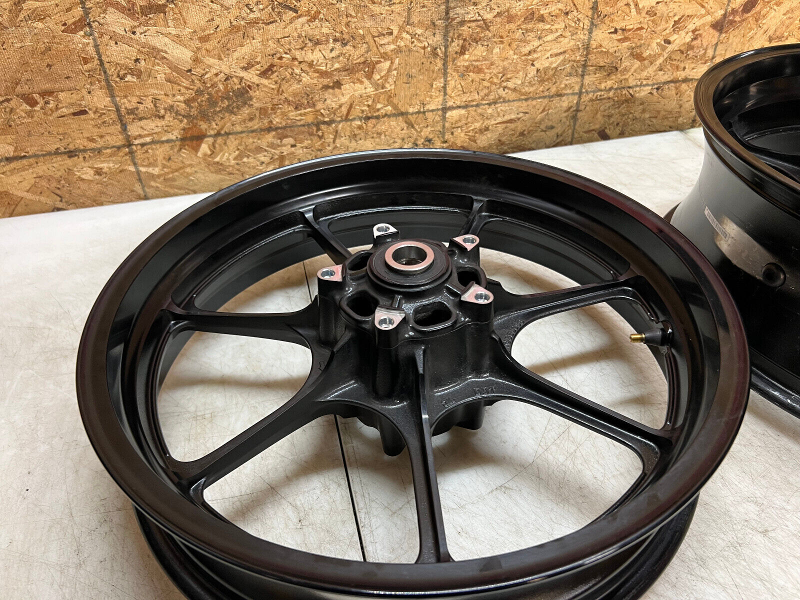 2024 21 22 23 24 SUZUKI HAYABUSA GSX1300R GSX 1300 FRONT REAR WHEELS WHEEL RIMS