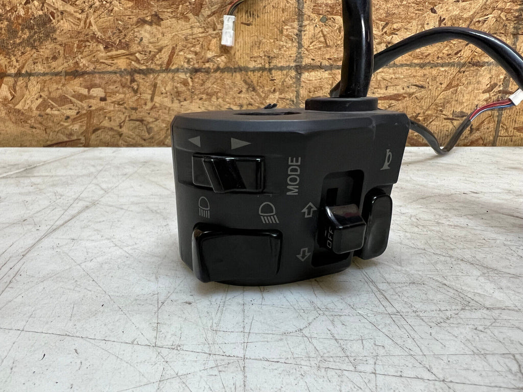10 11 12 13 14 DUCATI MONSTER 796 M796 RIGHT LEFT BAR SWITCH CUBE ON OFF LIGHT