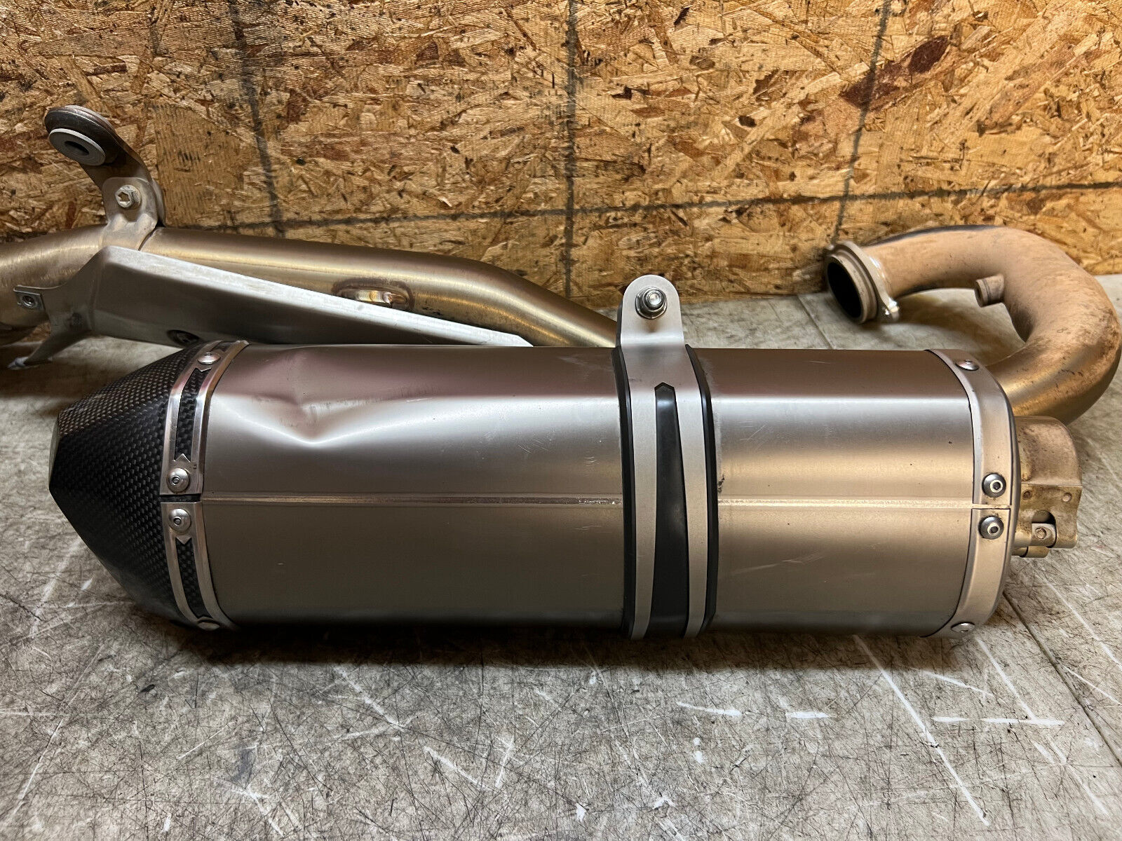 19 20 21 22 23 24 KTM 690 ENDURO R SM SMC LC4 WINGS SLIP ON EXHAUST SYSTEM PIPE