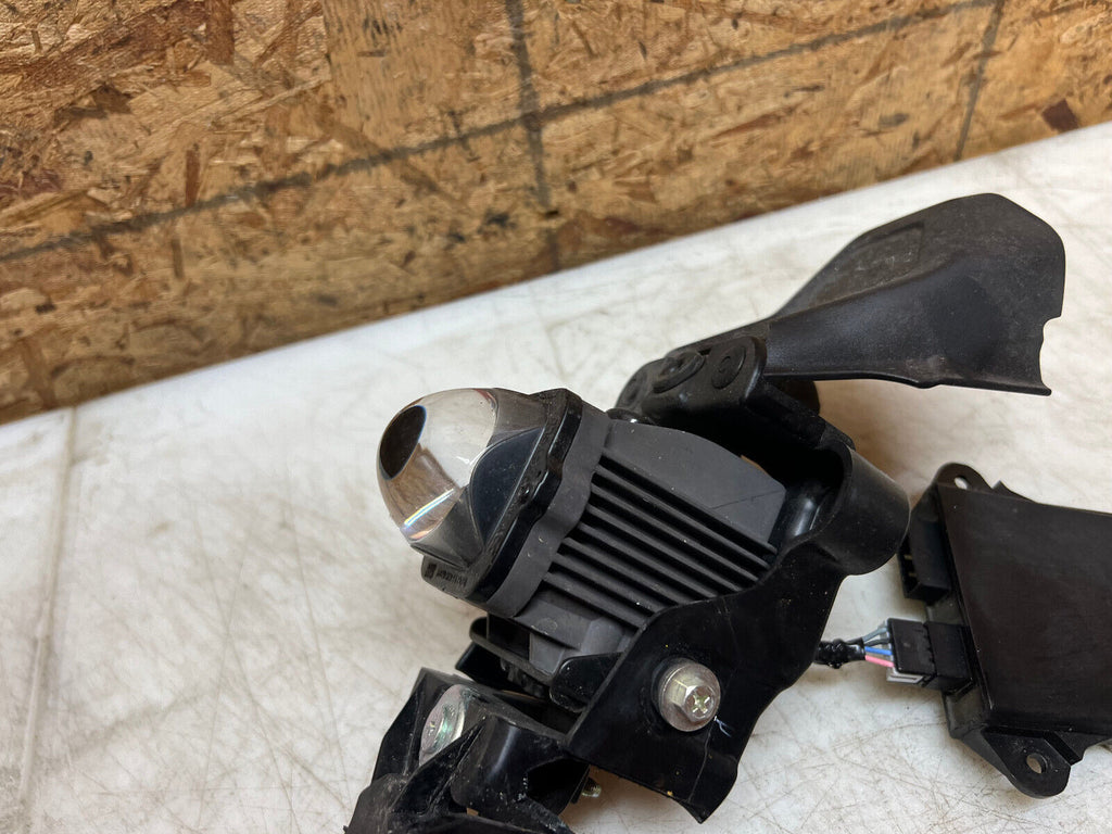 2021 18 19 20 21 22 23 24 YAMAHA MT09 MT-09 MT 09 HEAD LIGHT HEADLIGHT PROJECTOR