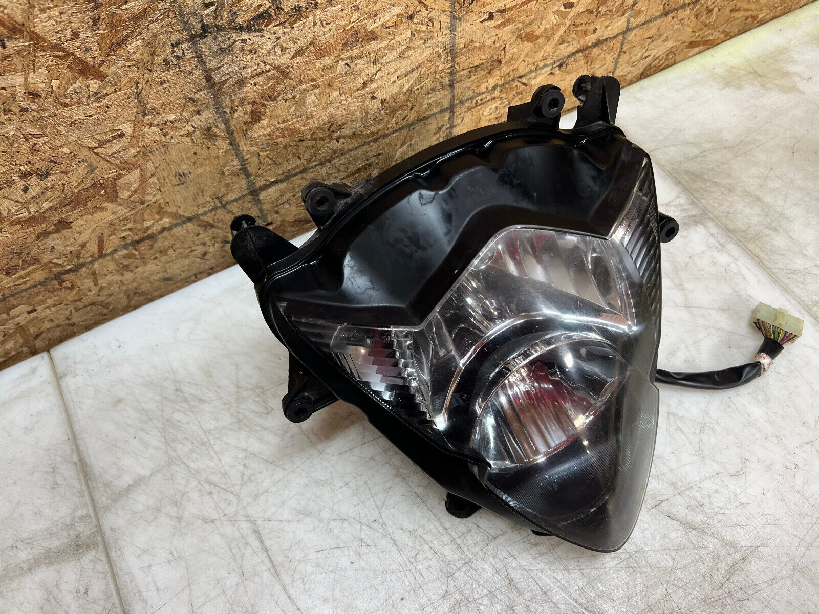 05 06 2005 2006 SUZUKI GSX-R1000 GSX-R GSXR 1000 HEADLIGHT HEAD LIGHT HEAD LAMP