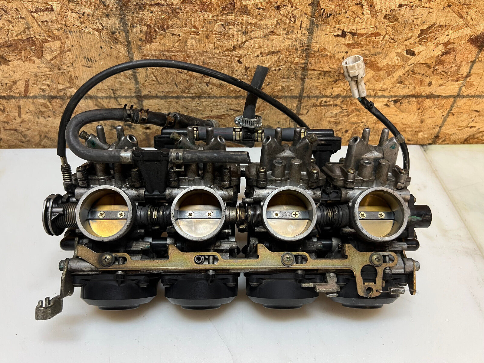 99 00 01 02 1999 2000 2001 2002 YAMAHA YZFR6 YZF R6 CARBURETOR CARB CARBS INTAKE