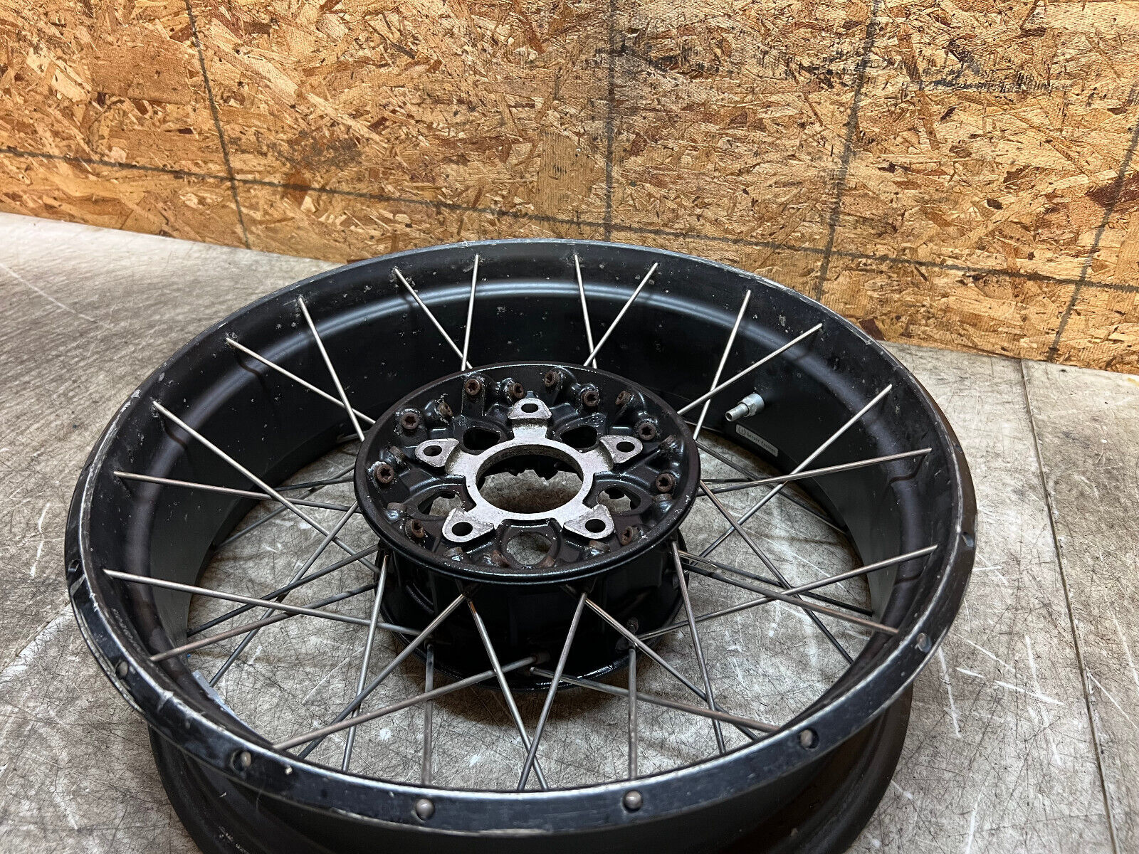 14 15 16 17 18 BMW R1200GS ADVENTURE R 1200 GS REAR WHEEL BACK WHEEL RIM GSA