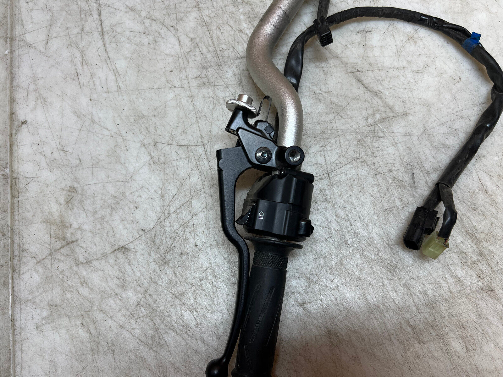 20 21 22 23 24 25 YAMAHA MT 07 MT-07 MT07 HANDLEBARS HANDLE BAR SWITCH CUBE GRIP