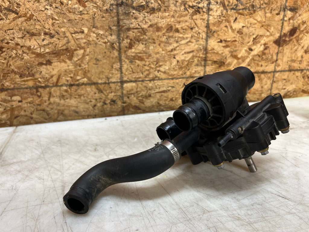 2021 21 BRP CAN AM CAN-AM SPYDER ROADSTER RT F3 1330 WATER PUMP COOLING PUMP OEM