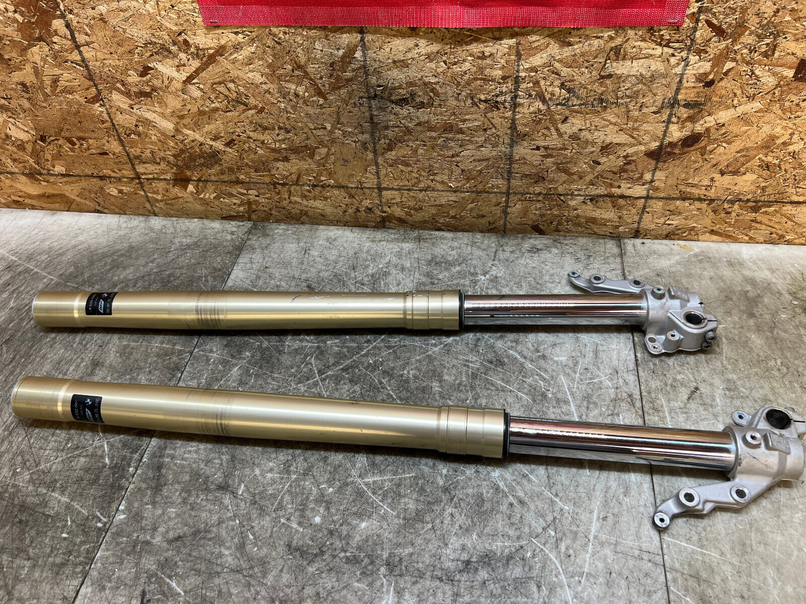 13 14 15 16 17 18 BMW F800GS F 800GS F800 GS FRONT FORKS FORK TUBES WP CORE LEG