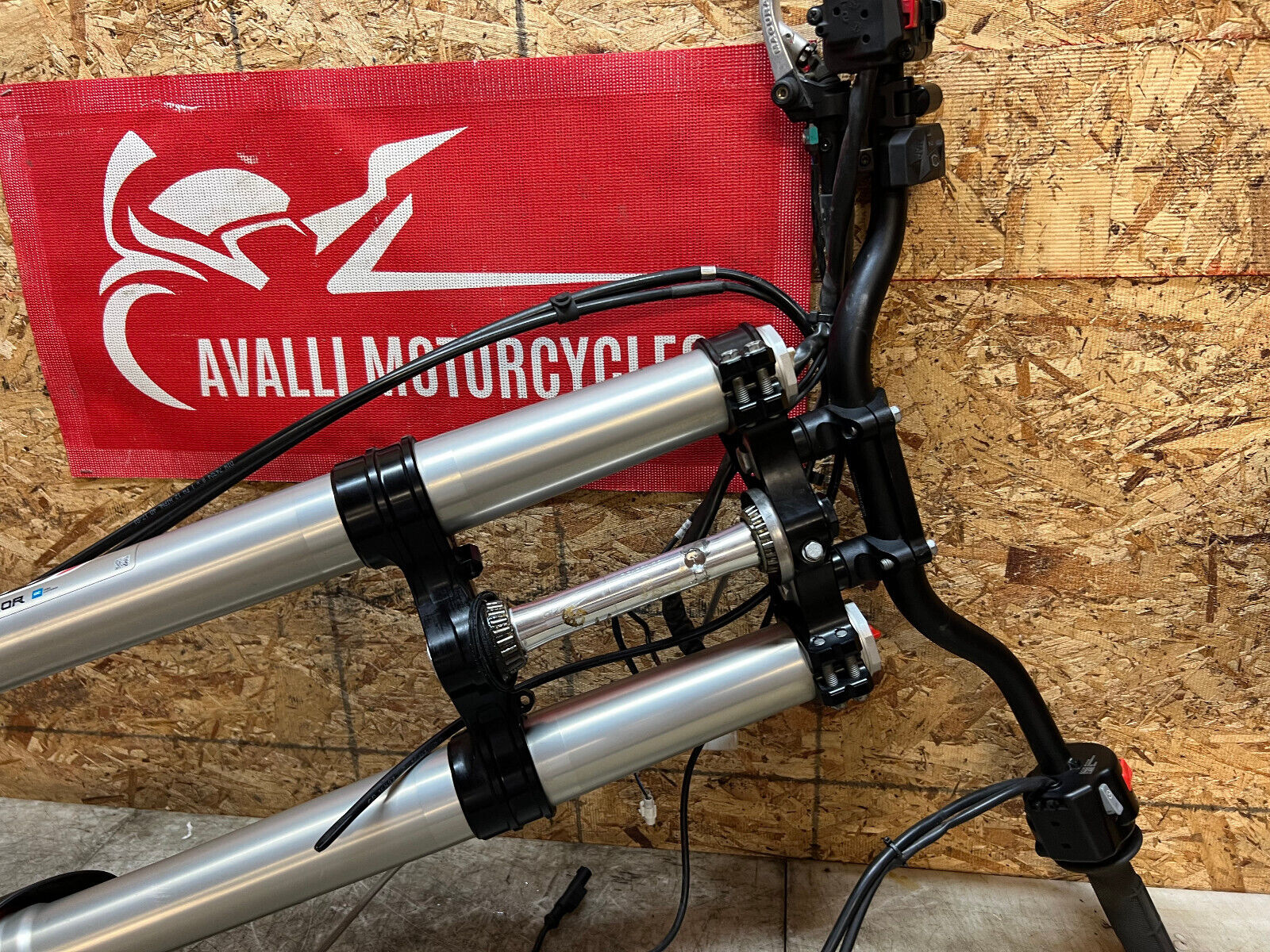 19 20 21 22 23 24 KTM ENDURO R SM SMC LC4 FRONT END FRONT FORKS FORK TUBES NICE