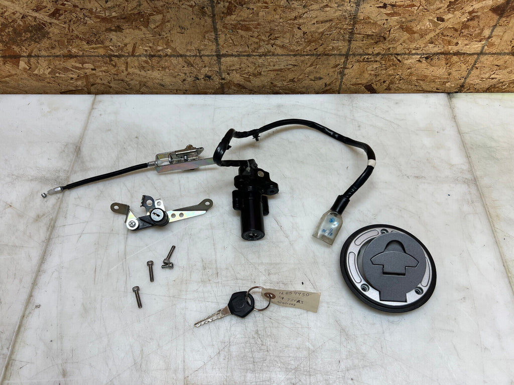 15 16 17 18 19 20 21 22 YAMAHA YZF R3 YZFR3 LOCK SET KEY SET IGNITION GAS CAP
