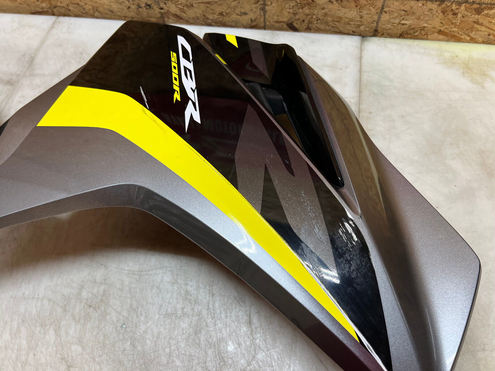 20 21 22 23 24 HONDA CBR500R CBR 500R RIGHT SIDE FAIRING MID FAIRING COWL COVER