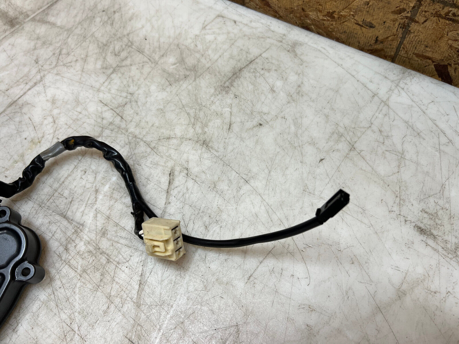 2021 18 19 20 21 22 23 24 YAMAHA MT09 MT-09 MT 09 STATOR GENERATOR MAGNETO COVER