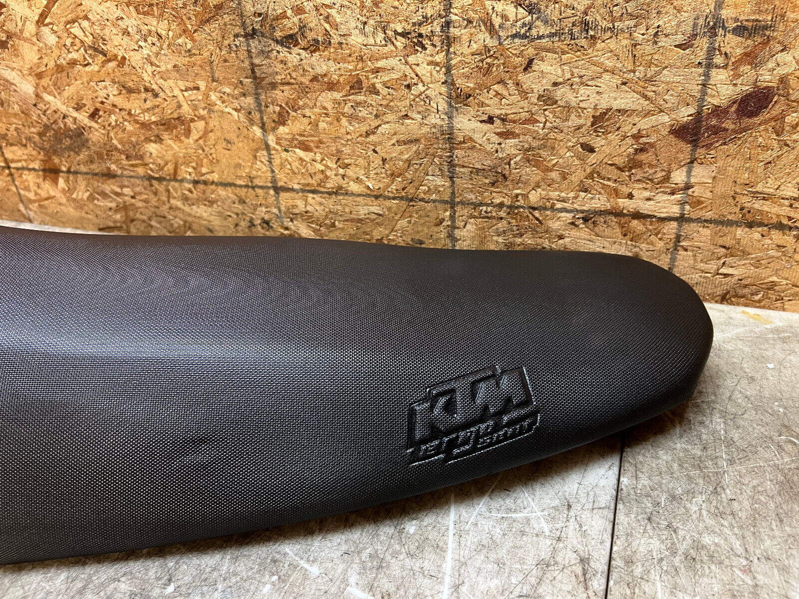 08 09 10 11 KTM 690 SUPERMOTO SMC SM RIDERS SEAT PAD CUSION PILLION SADDLE