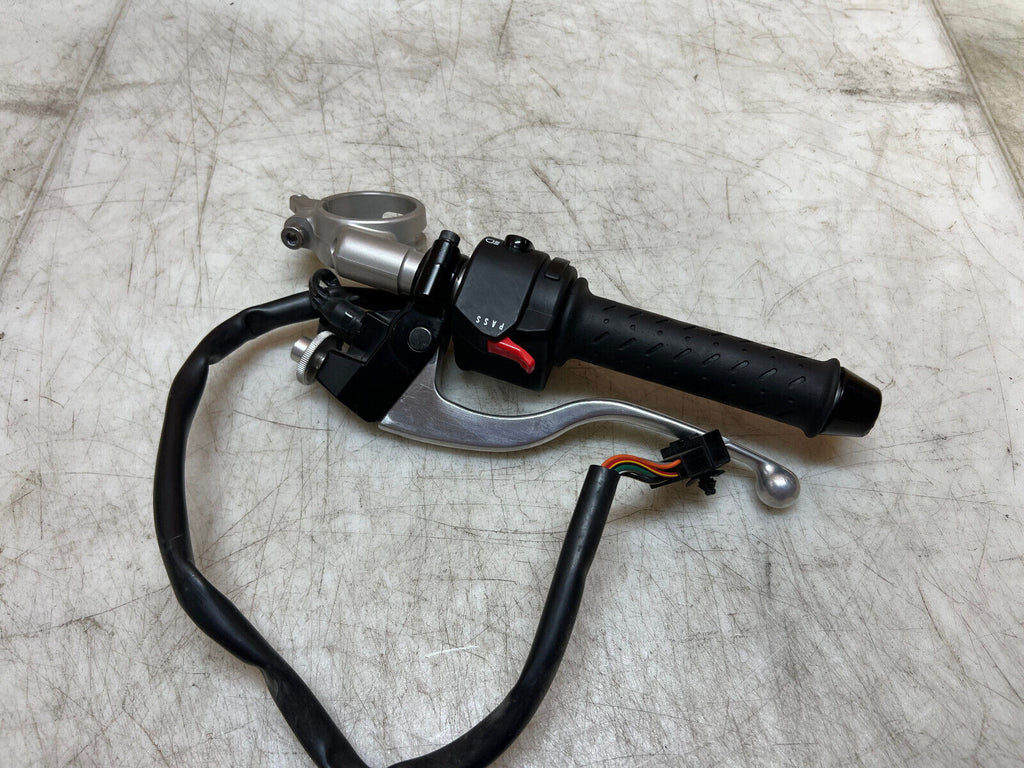 13 14 15 16 17 TRIUMPH DAYTONA 675R 675 R LEFT CLIP ON HANDLEBAR BAR SWITCH CUBE
