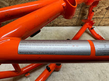 Load image into Gallery viewer, 46210228
