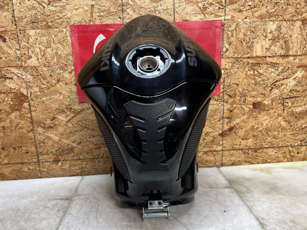 2024 21 22 23 24 SUZUKI HAYABUSA GSX1300R GSX 1300 GAS TANK FUEL TANK RESERVOIR