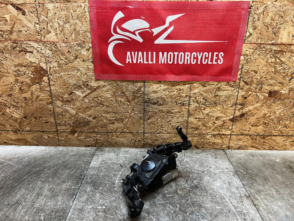14 15 16 17 18 BMW R1200 R1200RT 1200RT FAIRING STAY WIND SCREEN MOUNT MOTOR