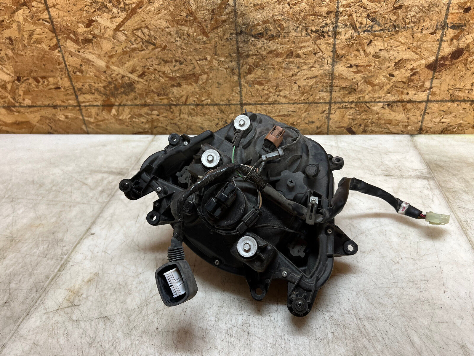 05 06 2005 2006 SUZUKI GSX-R1000 GSX-R GSXR 1000 HEADLIGHT HEAD LIGHT HEAD LAMP