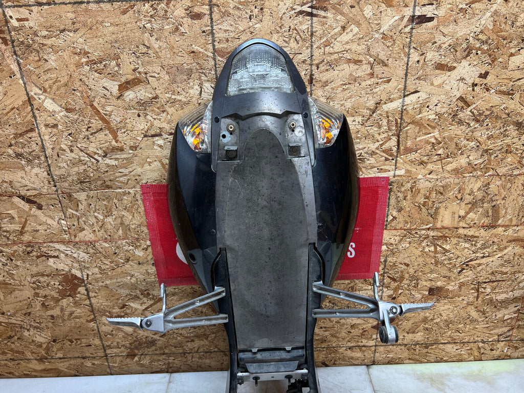 05 06 2005 2006 SUZUKI GSX-R1000 GSX-R GSXR 1000 SUBFRAME SUB FRAME BACK TAIL