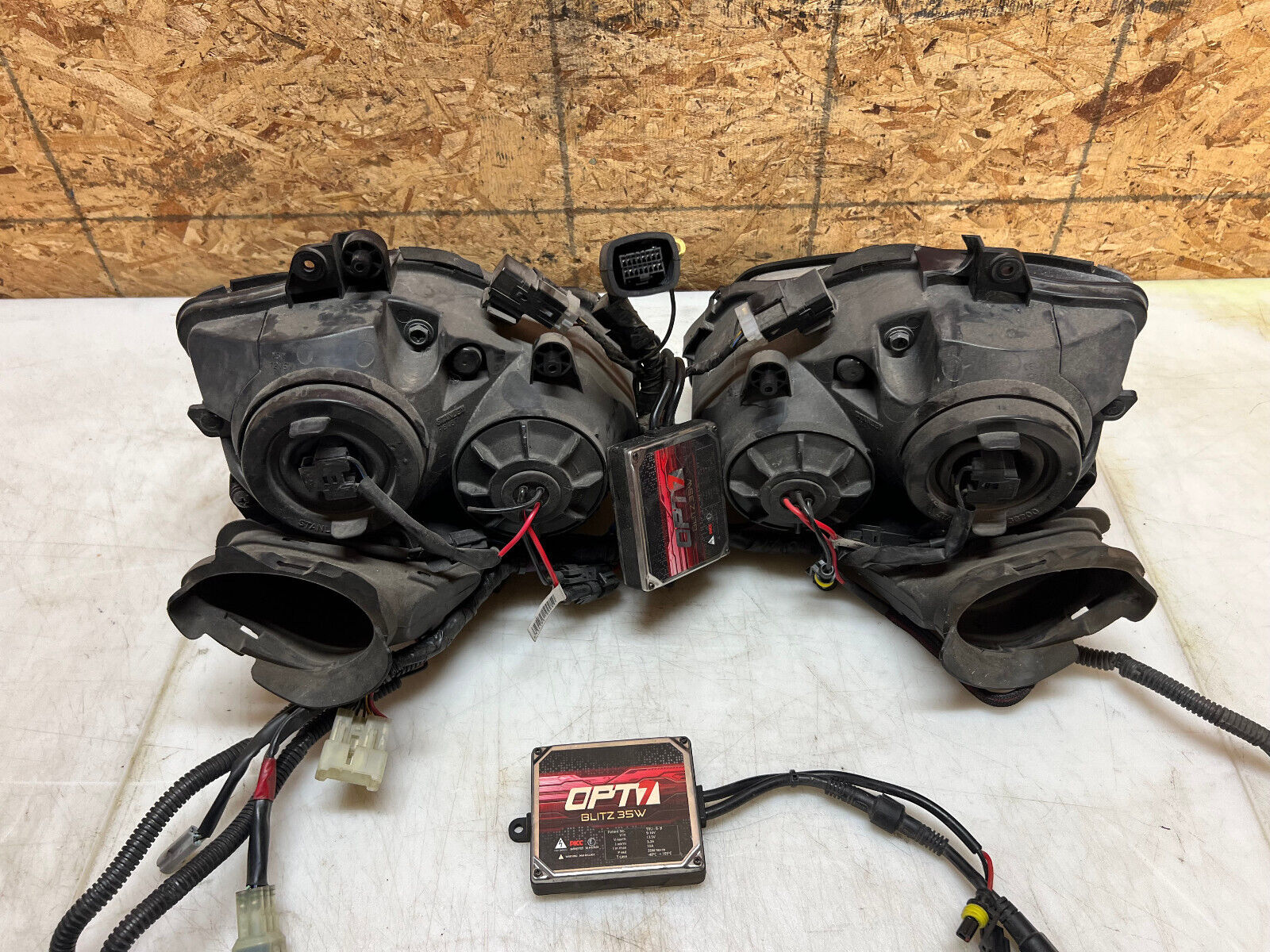 2007 2008 07 08 YAMAHA YZFR1 YZF R1 HEADLIGHTS HEAD LIGHTS LIGHT HEADLAMP LAMP