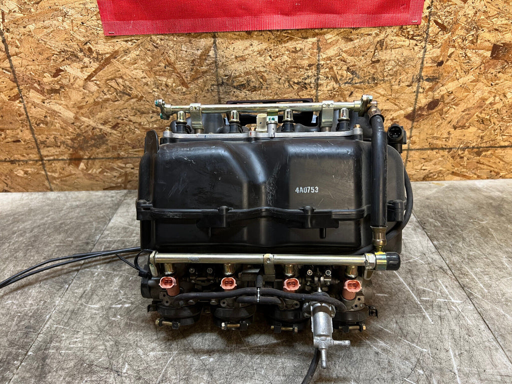 03 04 2003 2004 HONDA CBR600RR CBR 600RR THROTTLE BODIES BODY AIR BOX INJECTORS