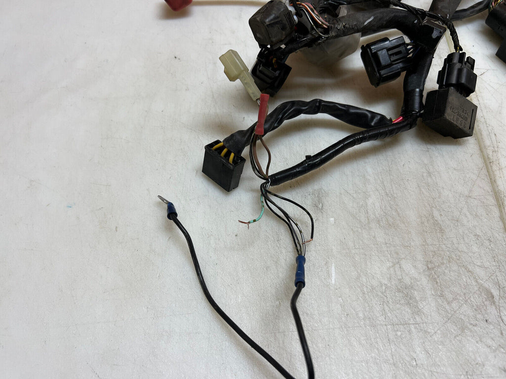 04 05 SUZUKI GSXR GSX-R 750 GSXR750 ECU CDI ECM MAIN ENGINE WIRING HARNESS LOOM