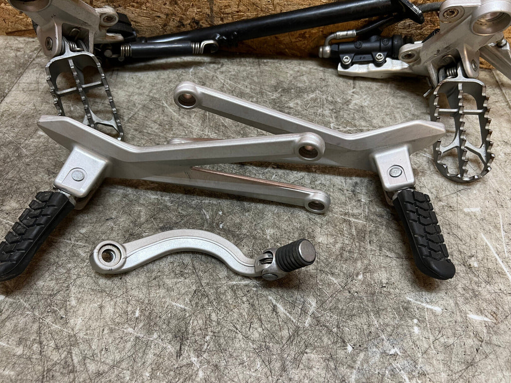 19 20 21 22 23 24 KTM ENDURO R DUKE SM SMC LC4 REARSETS REAR SET SETS FOOT PEG