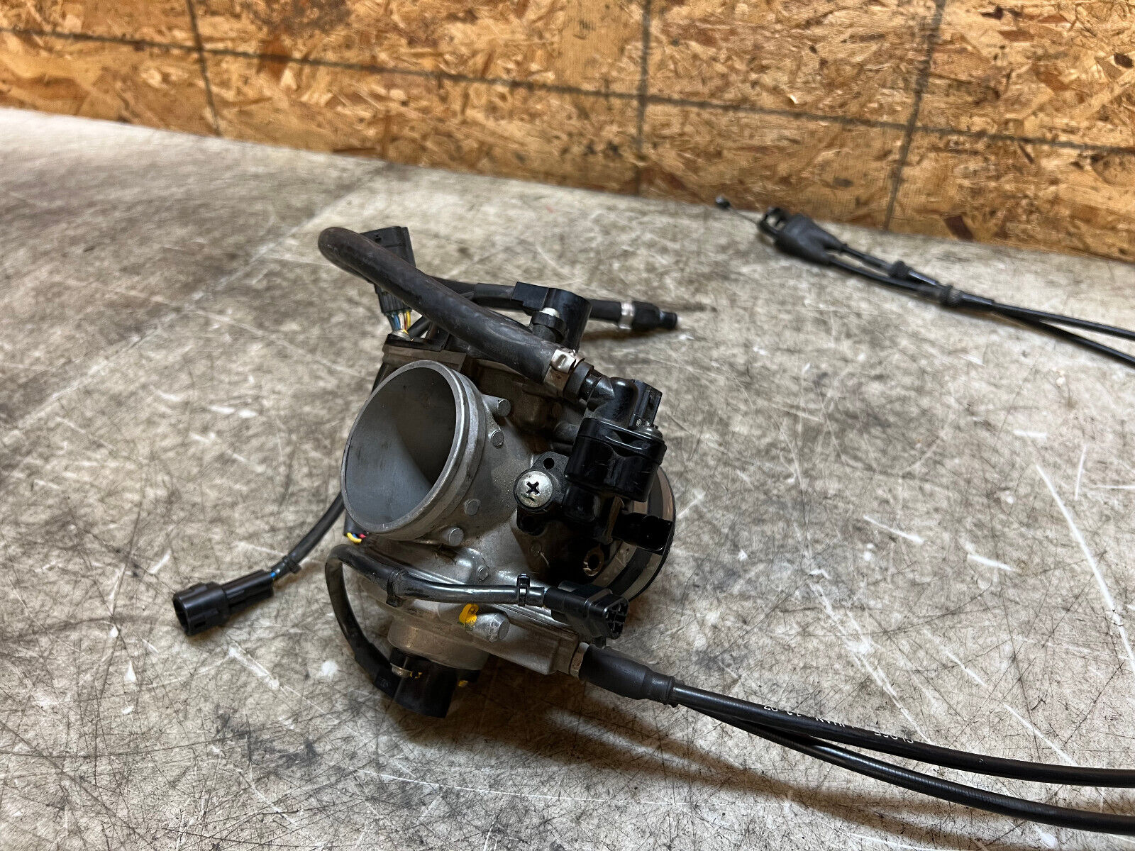 08 09 10 11 KTM 690 SUPERMOTO SMC SM THROTTLE BODY FUEL INJECTION INTAKE SYSTEM
